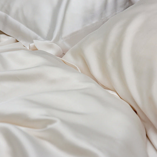 DreamSilk™ Pillowcase - Pure Mulberry Silk for Beautiful Sleep
